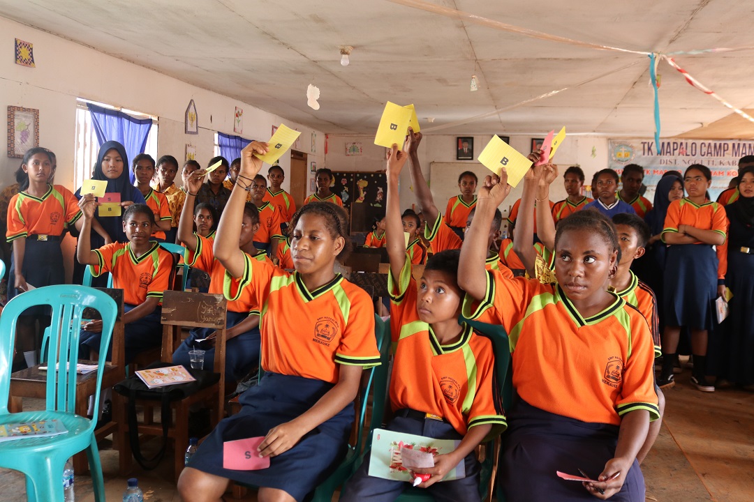 Foto : Program Edukasi Sosial oleh TSE Group yang dilaksanakan di salah satu sekolah di Papua
